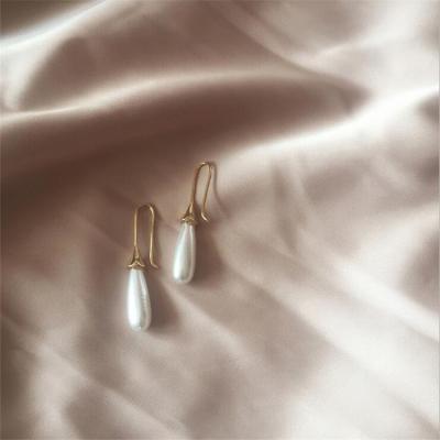 China Fashion personality retro cute temperament earrings wild drop pearl earrings combine ladies earrings for sale