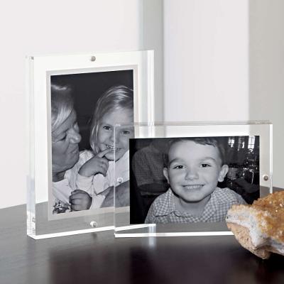 China Thick acrylic clear acrylic magnetic picture frame 4x6 5x7 8x10 double side photos picture frame the volume for sale