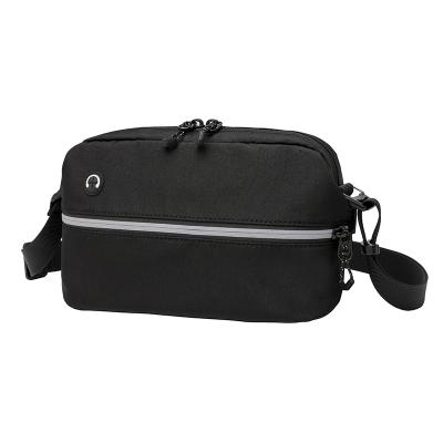 China 2021 high quality sale shoulder bag outdoor sports bag sling waterproof hot waterproof waist bag with earphone eyelet for sale