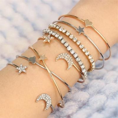 China 2020 New Simple Fashion ALLOY Fashion Gold Plated Elegant Crystal Rhinestone Stone Beads Women Bracelet Star Moon Heart Bracelet for sale