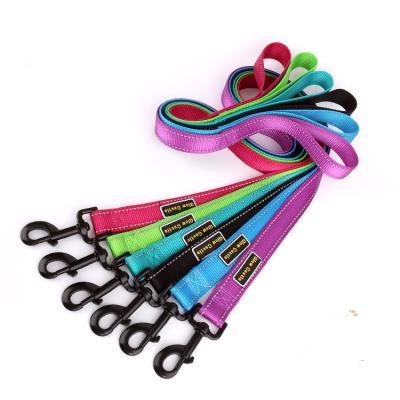 China Luxury Custom High Quality Neoprene Fashion Logo Reflective Nylon Dog Leash Wholesale Customized PVC Nylon Dog Leash for sale