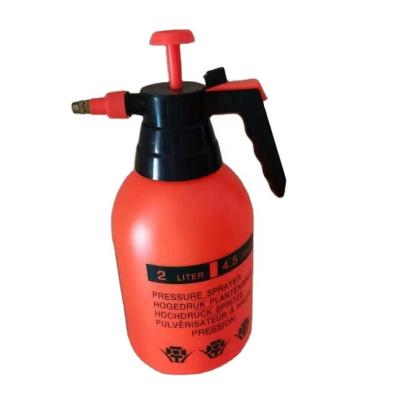 China Long Life Garden Household Sprayer Trigger Sprayer Pressure Watering Sprayer 2L for sale