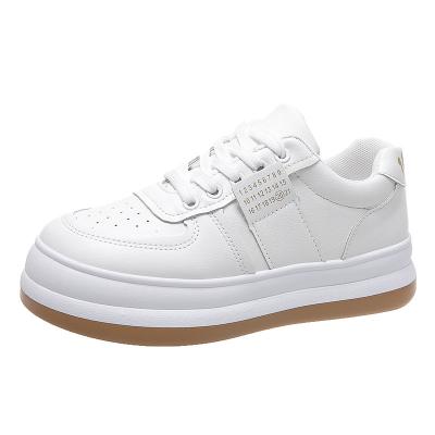 China Others 2023 new ins small white shoes with thick bottom sports breathable student casual board shoes for sale