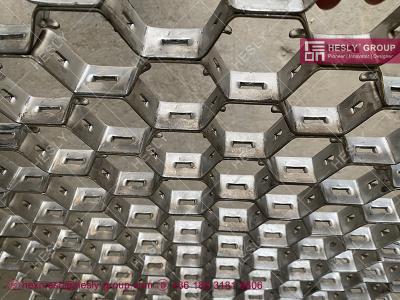 China AISI304 Stainless Steel 14 Gauge 50mm refractory Metal Hex Grid Lining for sale