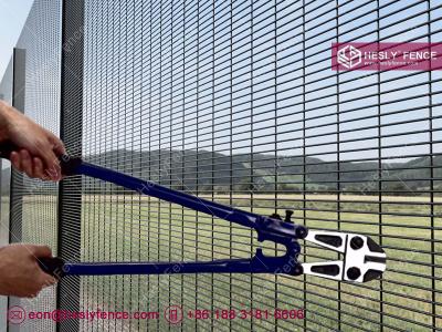 China 358 security mesh fencing | 8gauge wire | 1/2