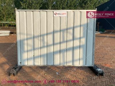 China Temporary Steel Hoarding Panels | 0.4mm Corrugated Steel Sheet | Color Grey | High 2.0m | Rubber Block | HeslyFence for sale