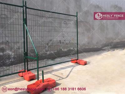 China Dark Green Temporary Fence | RAL 6005 Powder Coated | 2.1X2.4m | O.D32mm Frame | Anti-climb Mesh for sale