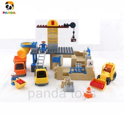 China Amazon Hot Plastic Building Blocks DIY Toys Construction Vehicle Construction Site Series Toys PA04042 50*14*37.5cm for sale