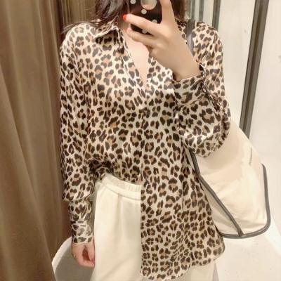 China 2022 New Arrival Multicolor Breathable Women Leopard Pattern Stylish And Comfortable Long Sleeve Silky Shirts for sale