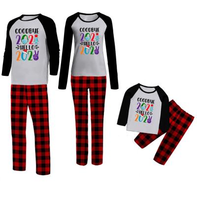 China Christmas Breathable Wholesale Letters Pattern Home Mom Outfit Parent-child Plaid Printed Pajamas for sale