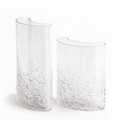 China Wholesale Modern Curved Shape Wavy Texture Clear Flower Vases For Restaurant Office Wedding Home Decoration Gifts for sale