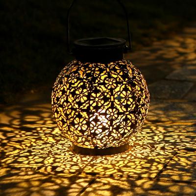 China Garden Hanging Retro Hollow Solar Lanterns Solar Lights with Handle Outdoor Solar Garden Lights Decor for Yard Tree Patio Bronze Fence for sale