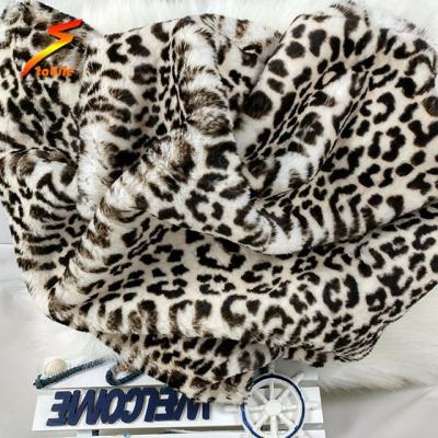 China Auto Upholstery Leopard Pattern Design Animal Printed Dress Clothes Fur Fabric for sale