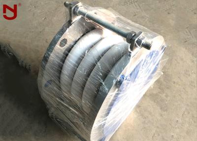 China Las juntas de dilatación ajustables de PTFE, Ptfe alinearon el lazo Rod del acero de carbono de los bramidos en venta