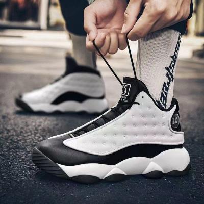 China Fashion Trend Good Quality Basketball Style Shoes Fashion Men Sneakers Retro Mens Sports Shoes Sports Basketball Sneaker for sale