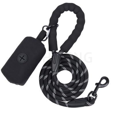 China 5ft Reflective Strong Dog Rope Leash with Comfortable Padded Handle and Heavily Reflective Leads for Medium and Large Dogs 122cm for sale