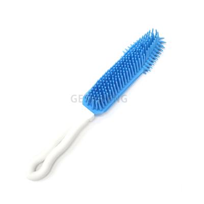 China Sustainable Comfortable Pet Silicone Shower Comb , Pet Comb Brush For Dog Cat for sale