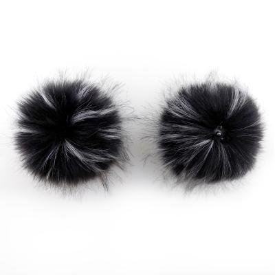 China Auto Upholstery Winter Auto Upholstery Skullcap With Custom Made Size Faux Fur Ball Raccoon Fur Pom With Snap for sale