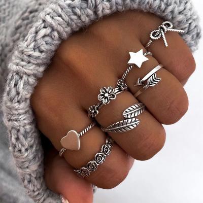 China Fashion Punk Women Gold Hollow Heart Silver Star Rings Chain Rings Set Trend Jewelry Gift for sale