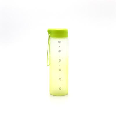 China Sustainable Blue Green Orange Purple Plastic Sports 550ml Portable Water Bottle for sale