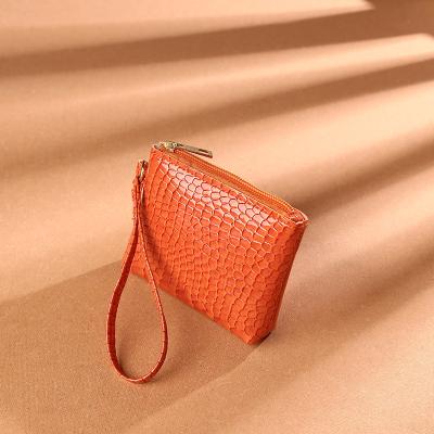 China 2021 New Classic Fashionable Crocodile Mini Zipper Waterproof Women's Solid Temperament Coin Wallet for sale