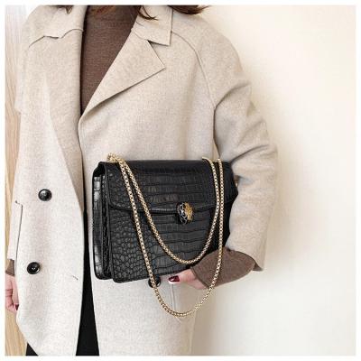 China New product retro PORTABLE ladies shoulder bag large capacity single waterproof shoulder bag for sale