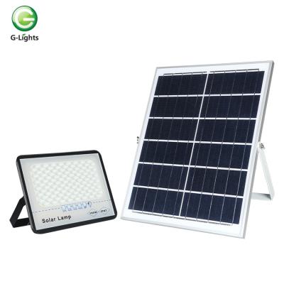 China ROAD matrix cast aluminum ip67 SMD waterproof outdoor 50w 100w 200w 300w led solar floodlight for sale