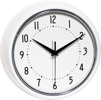 China CLASSIC OEM Design Vintage Design 10 Inch Round White Metal Silent Retro Wall Clock for sale