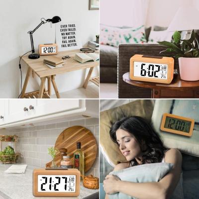 China LUMINOVA Factory Sale Digital Alarm Clock Smart Mute Clock Backlight Temperature Display Calendar Nap Wooden Warm Light Alarm Clock for sale