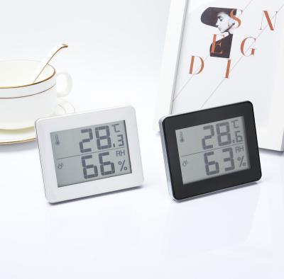 China Professional Seller Factory Wholesale Slim Plastic/LCD Digital Hygrometer for sale