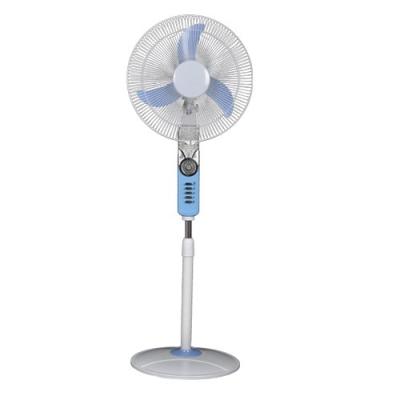 China Hotel Good Quality Home Using Rechargeable 12V ACDC Stand Fan 16 Inch Solar Swinging Fan With Battery for sale