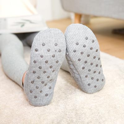 China Wholesale Ladies Winter Sporty Thick Warm Solid Woven Fleece Grip Slipper Fuzzy Socks for sale