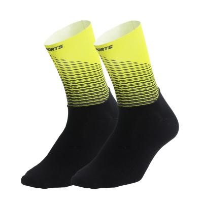 China OEM Breathable High Quality Outdoor Crew Organic Cotton Sport Cycling Custom Socks for sale