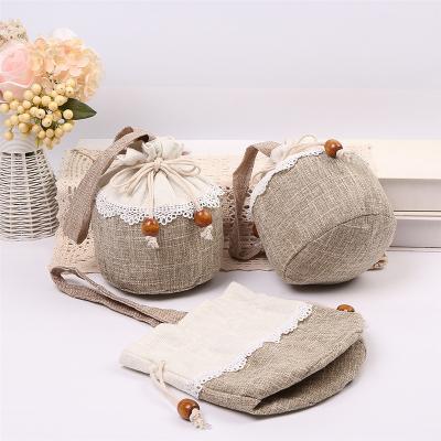 China Rope Handle 20 x 20 x 13cm Pattern Gift Bag Floral Drawstring Bag for DIY Craft Gift Candy Bag Wedding Decor Sundry Bag for sale