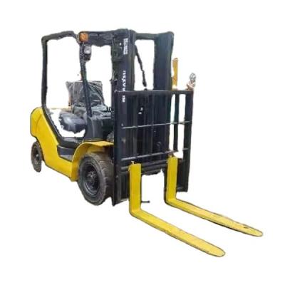 China Hotels 3 ton used forklift truck in excellent condition for sale