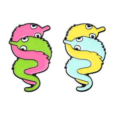 China Colorful Europe Cartoon Fashion Jewelry Hugging Worms Badges Brooches Lapel Enamel Pins for sale