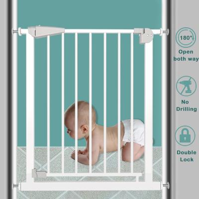 China Indoor Portable Folding Child Safety Expandable Baby Safety Gate Gate for sale