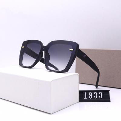 China Wholesale Designer Hot Sale Luxury Tone Oversized Sunglasses Ladies 2021 Fahion Sunglasses for sale