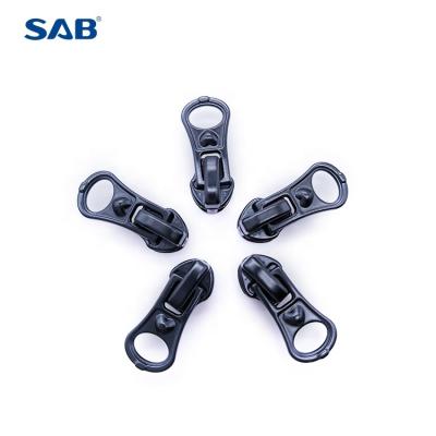 China SAB Custom High Quality Black 5# Inch Zinc Alloy Zipper Pull Lock Nickel Free for sale