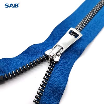 China Brand 5# Open Black Zipper Auto Lock Custom Color Zipper Pulls Big Corn Teeth Plastic Resin Zipper for sale