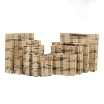 China High Quality Paper Bag Wholesale Recycled Popular Paper Materials Gift Paper Bags for sale