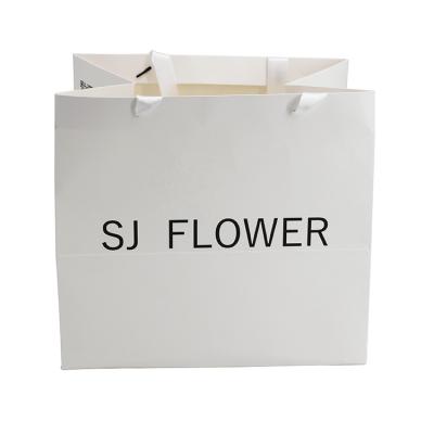 China Recyclable Wholesale Cheap Luxury Paper Bags Custom Printed Shopping Paper Bag With Your Own Logo for sale