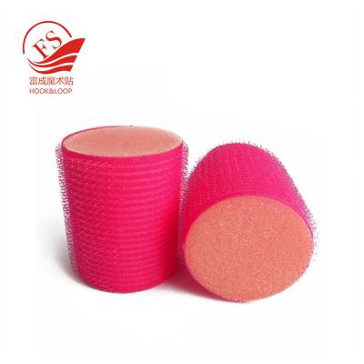 Chine Nylon magique chaud/rouleau en plastique de cheveux de Velcro, rouleaux roses de cheveux bouclés à vendre