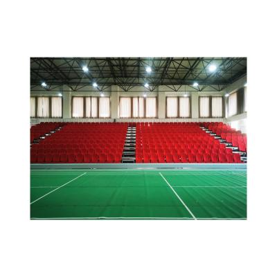 China Automatic retractable bleachers for sale for audience en venta