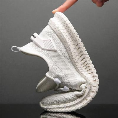 China Fashion Trend Mens Shoes Breathable Mesh Fabric Shoes for sale