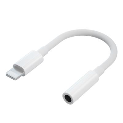 China For iPhone/iPad Headphones Audio Adapter for Apple Lighting to 3.5mm Jack Audio Adapter for iPhone for sale