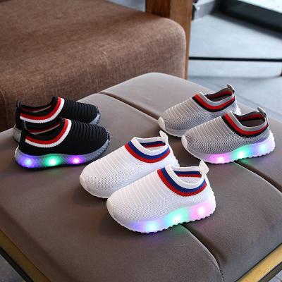 China TPR Light Kids LED Shoes New Design Comfortable Sports Shoes Boys and Girls Flashing Walking Baby Shoes for sale