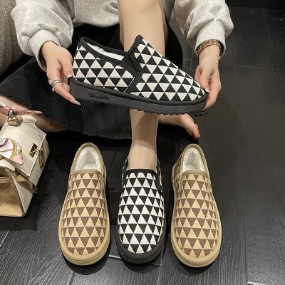 China 2022 round women's snow cotton autumn and winter plush plaid casual shoes women's wear new external lazy shoes laceless skullcap for sale