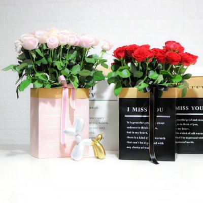 China Disposable Kraft Paper Flower Box Flower Gift Box for sale