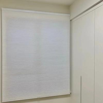 China Wholesale Customized Modern Honeycomb Blinds Semi Manual Blackout Polyester Fabric Pull Bead Control For Bedroom And Study for sale